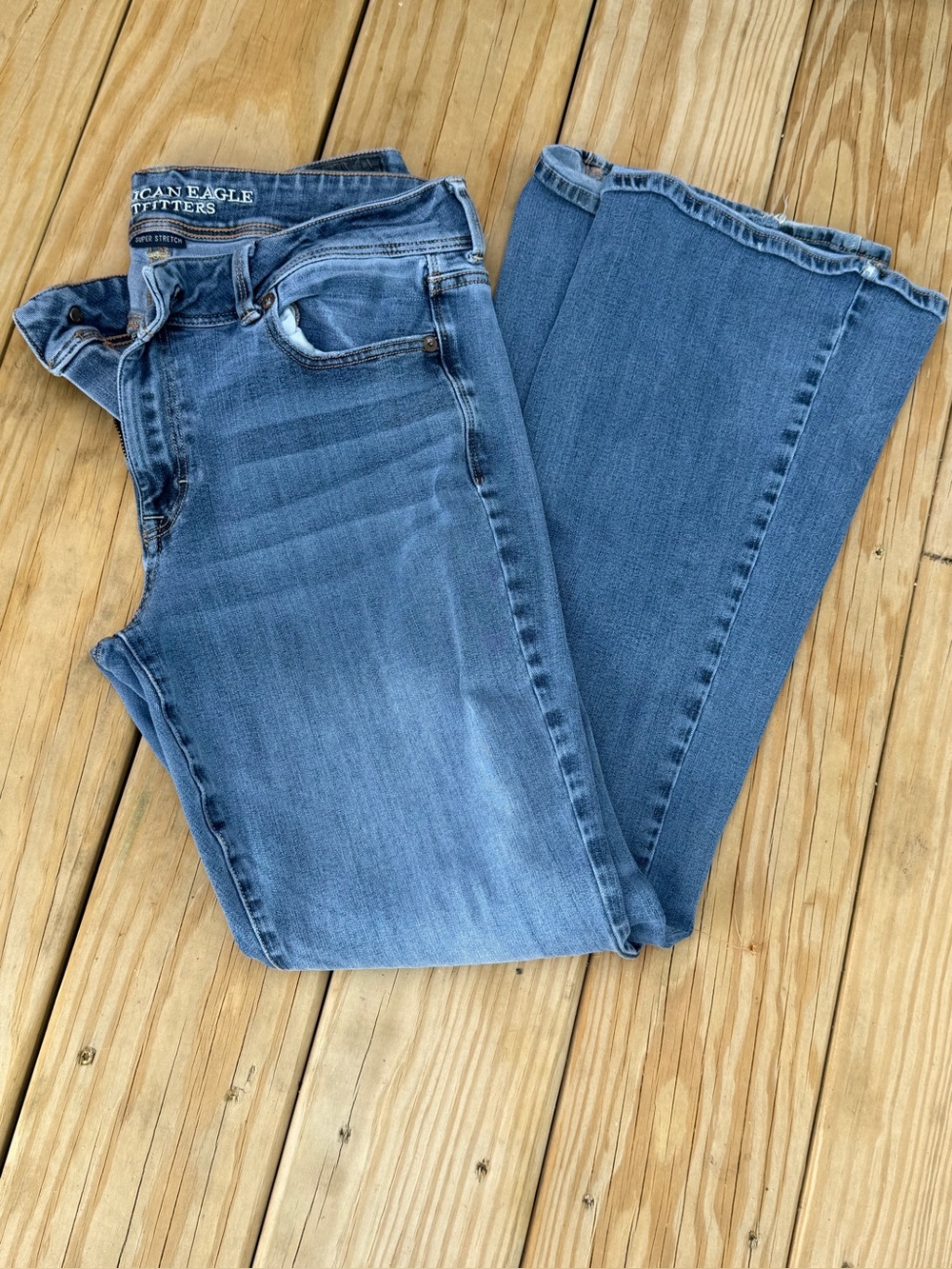 👖American Eagle Kick Boot Jeans 14L👖